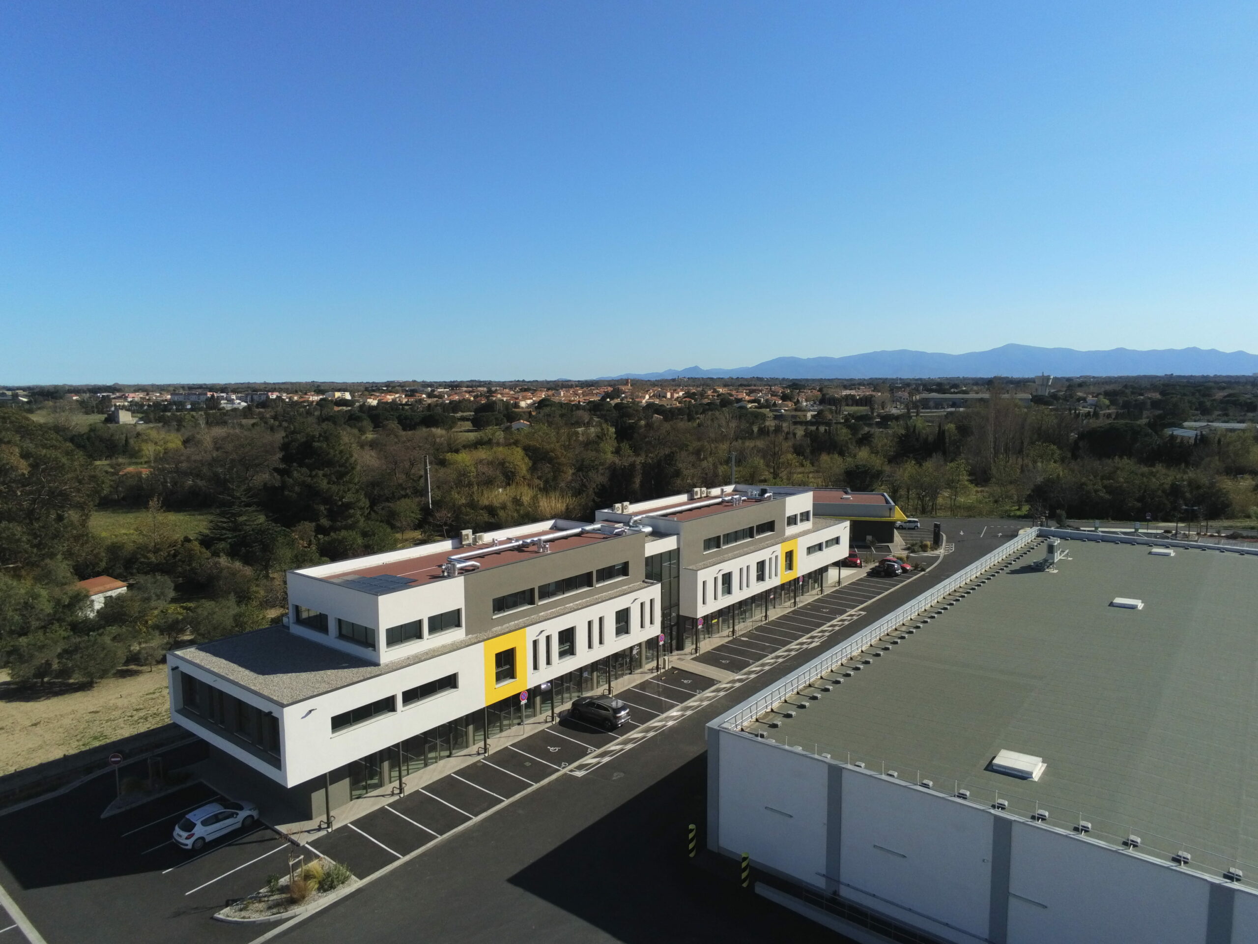 Numaa - Vue du programme Collège Corner – commerces et bureaux neufs à Pia